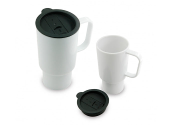 MUG CON TAPA GRANDE